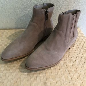 Italeau Lunella Booties, size 38